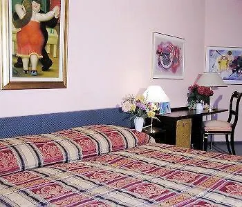 Capitole Szálloda 3*